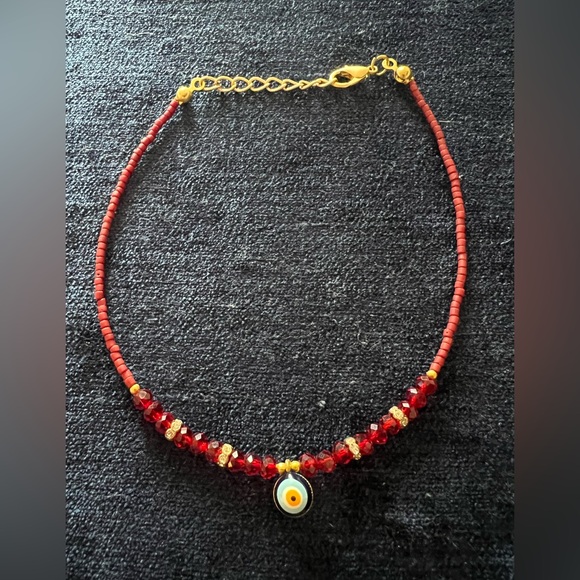 Jewelry - Turkish gold and red beaded anklet with eye charm